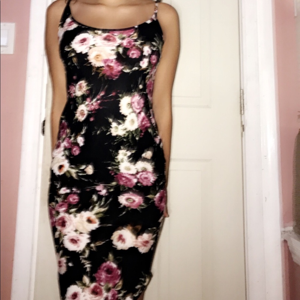 Floral Tight fit Rue 21 dress